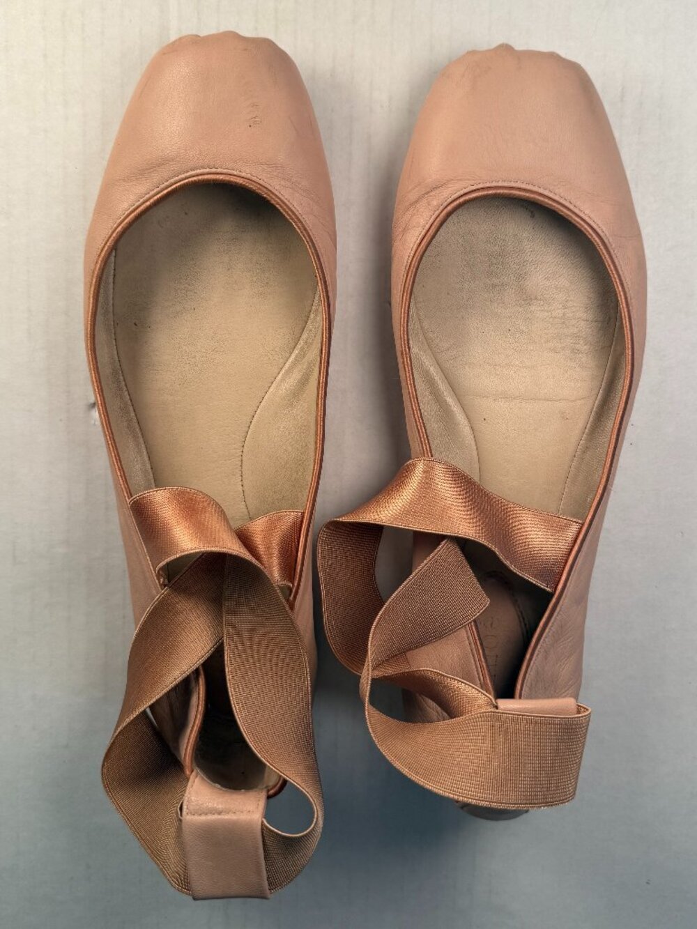 CHLOE LEATHER BALLET FLATS